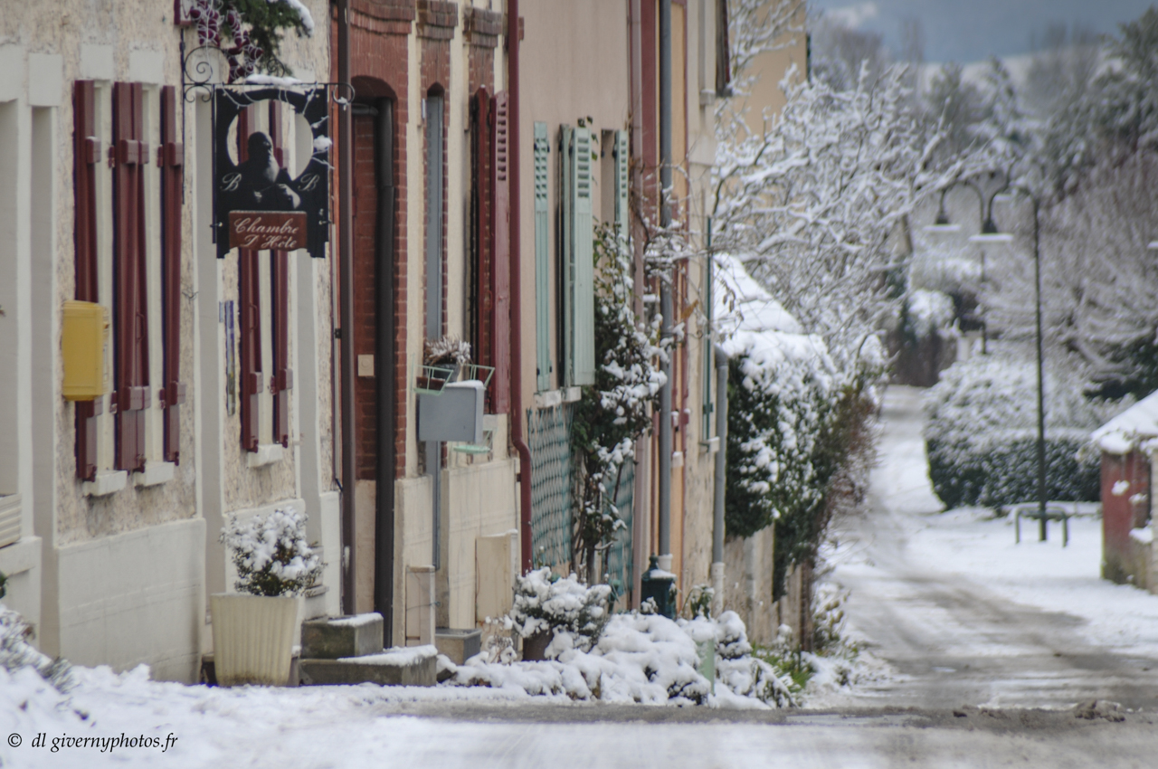 Rue Claude Monet un jour de neige jpeg.jpg