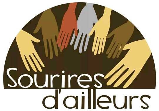 SOURIRES D'AILLEURS