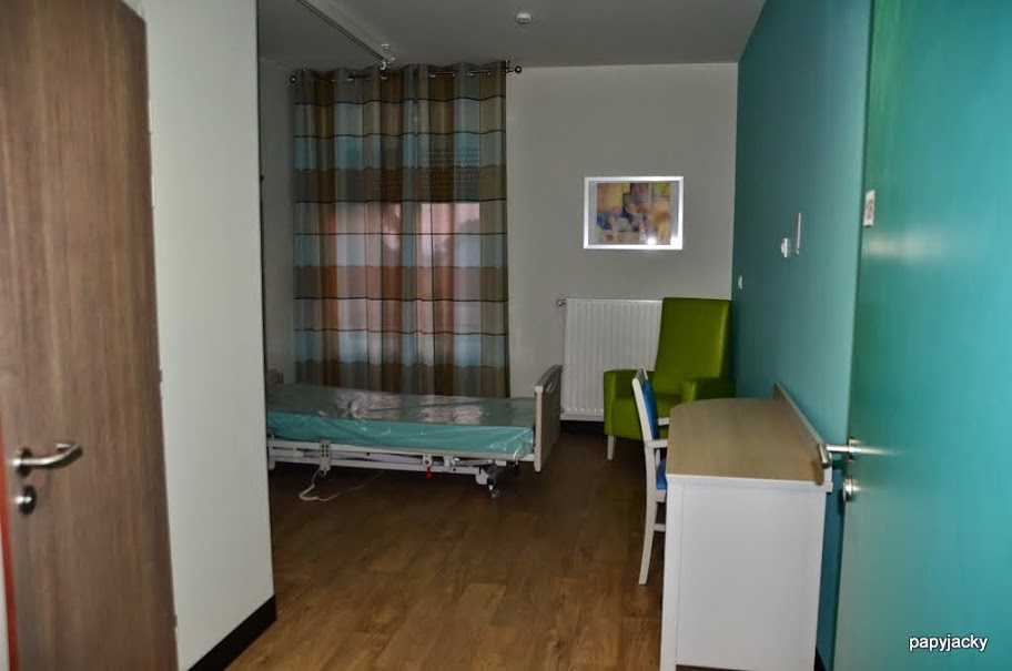 1 chambre verte.jpeg