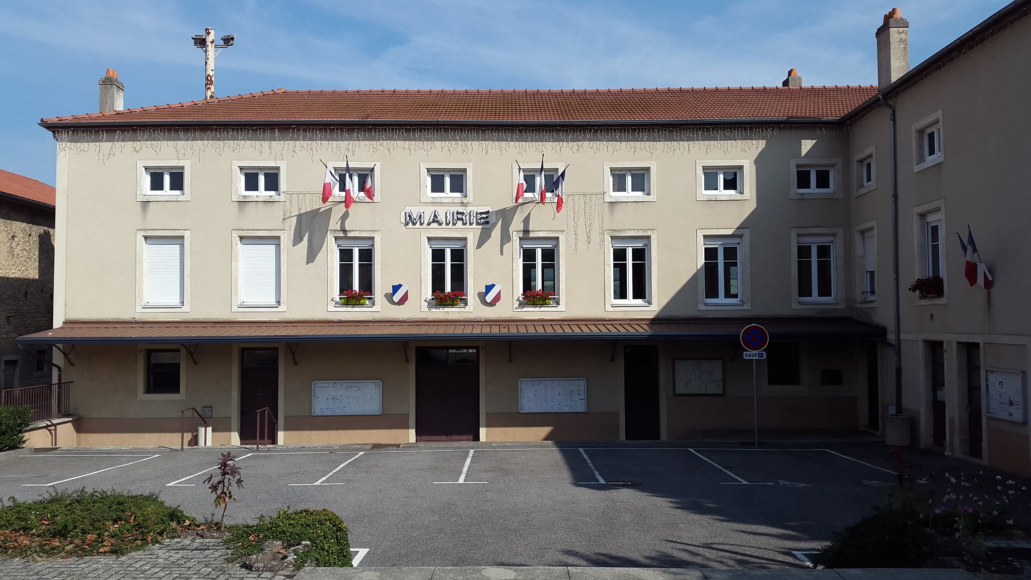 mairie.jpg