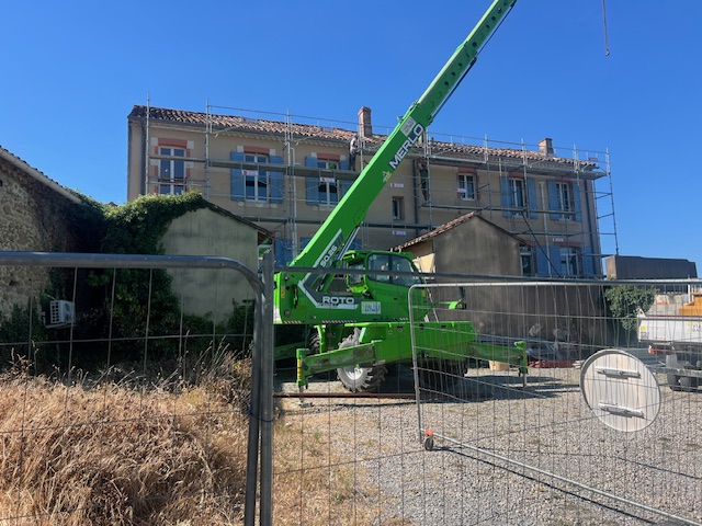 TRAVAUX TOITURE ECOLE 3.jpg