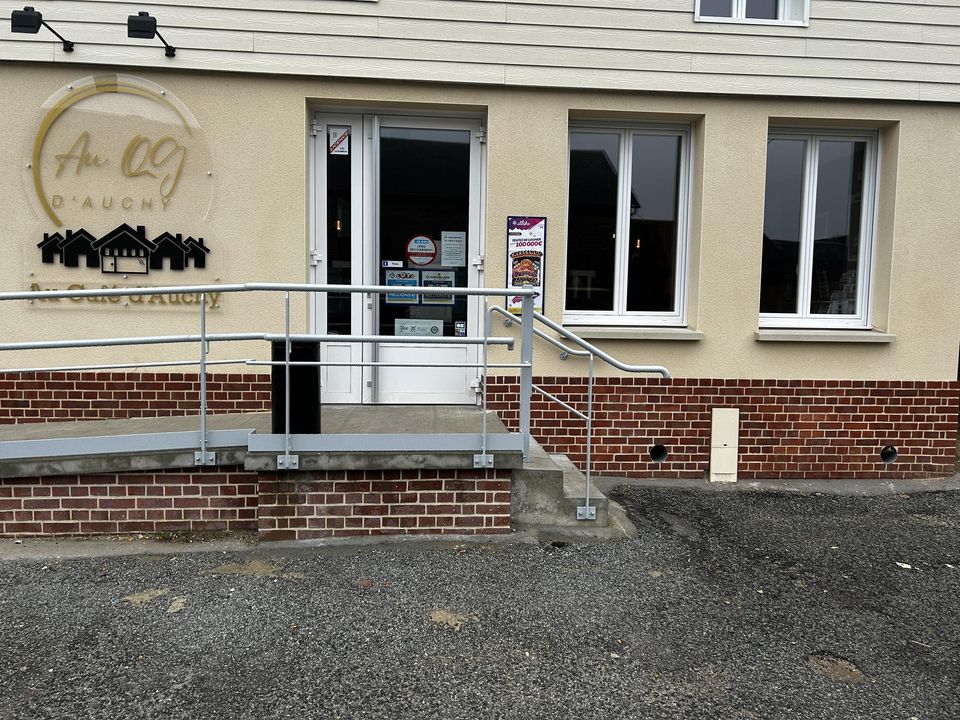 café Auchy.jpg