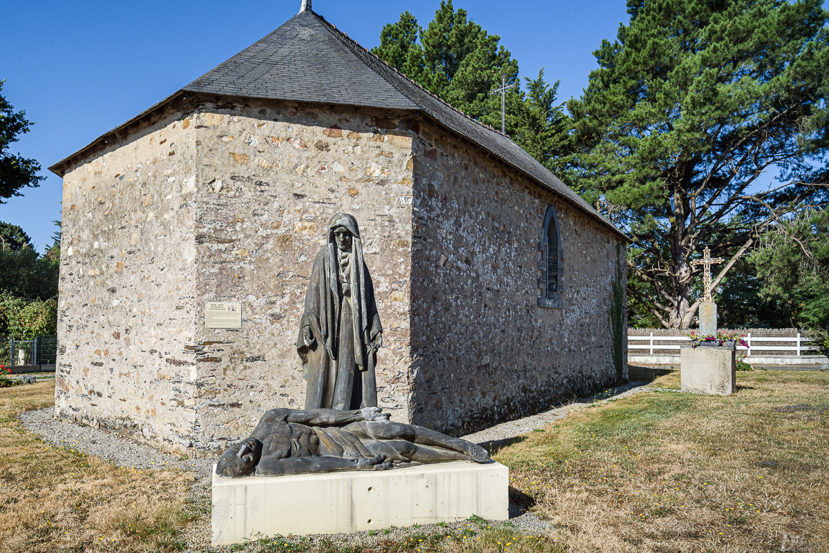 StVincent-Chapelle_croix_07-28-26_040.jpg