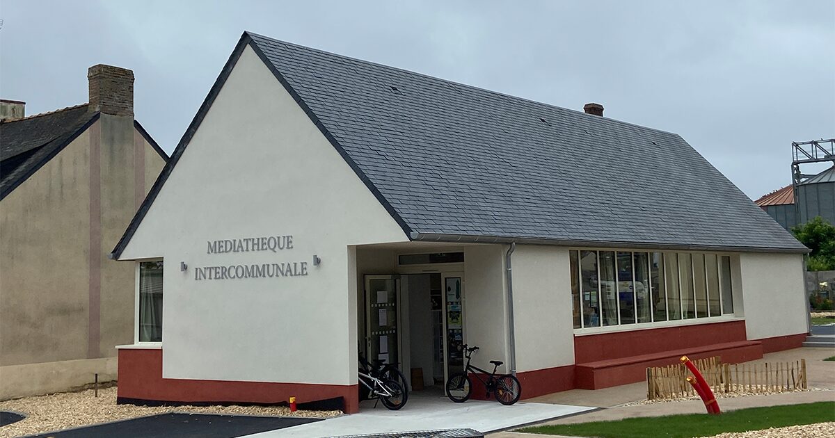 Mediatheque-de-St-Vincent-des-Landes.jpg