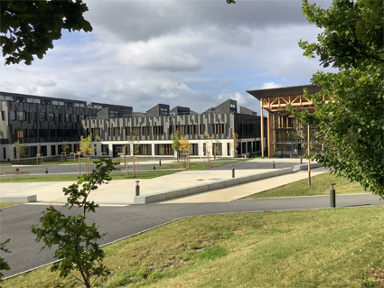 Lycée Simone Veil.jpg