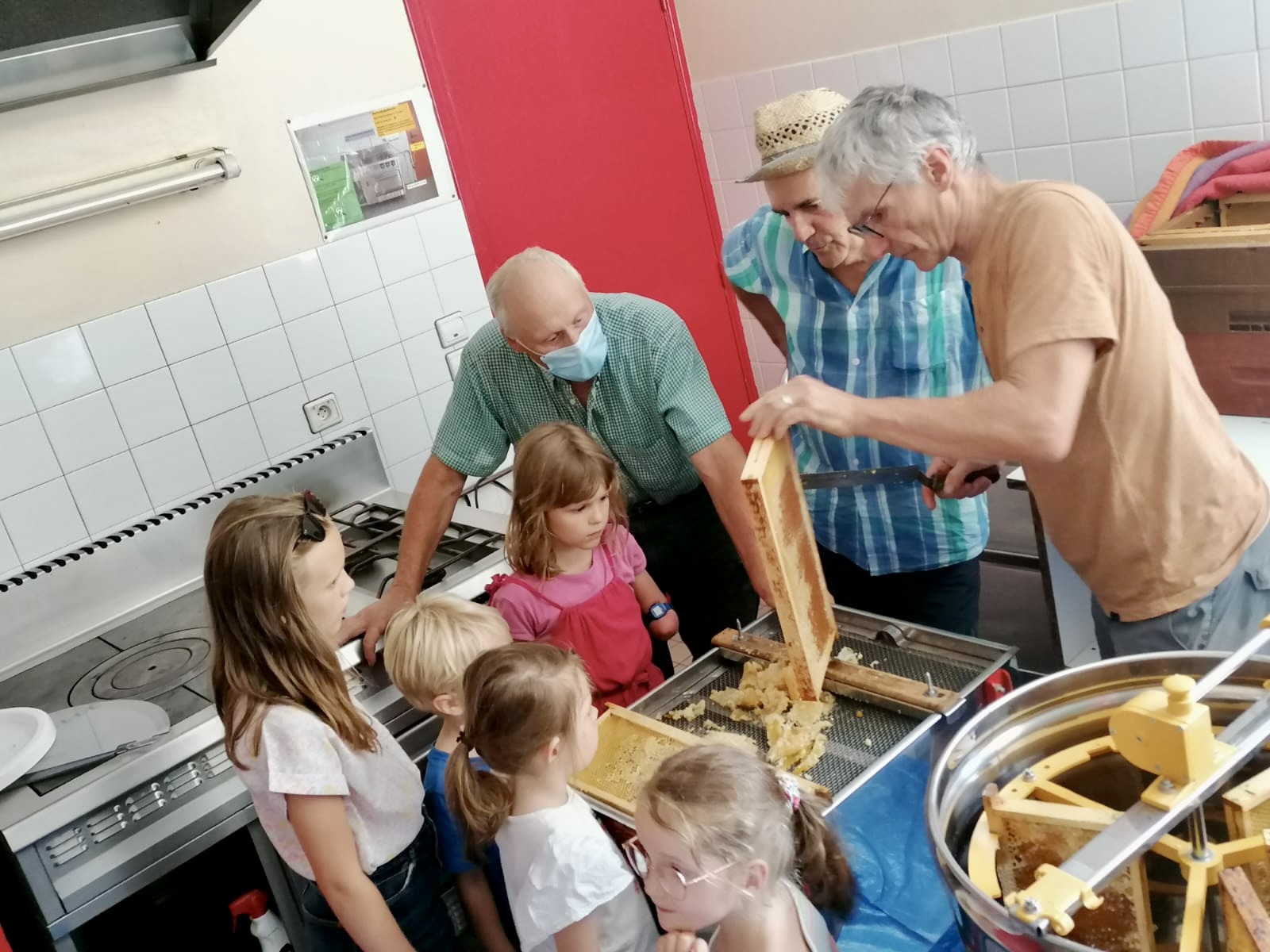 220715_Récolte miel21.jpeg