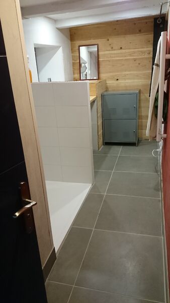 Entrée Salle de bain.jpg