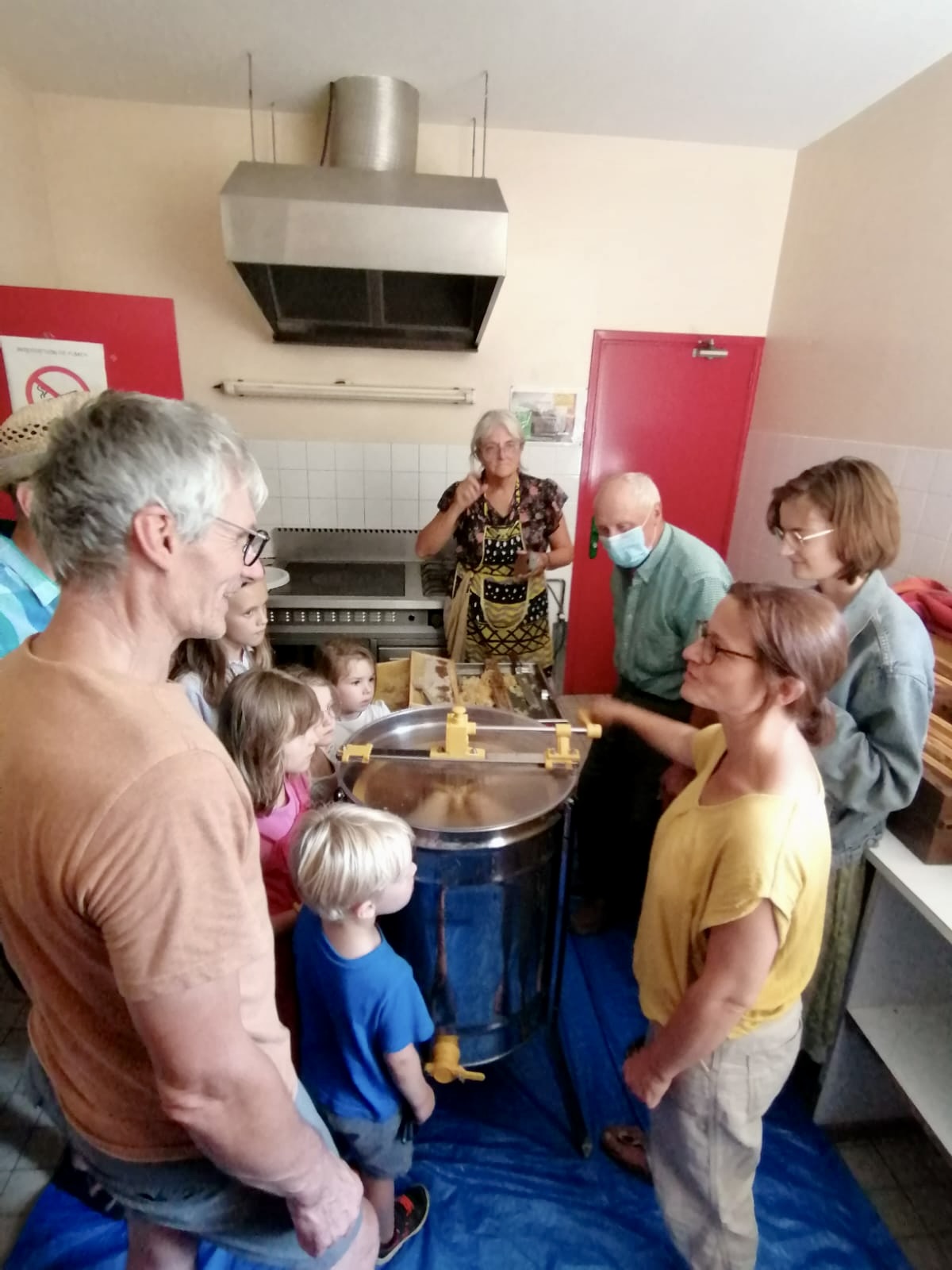 220715_Récolte miel22.jpeg