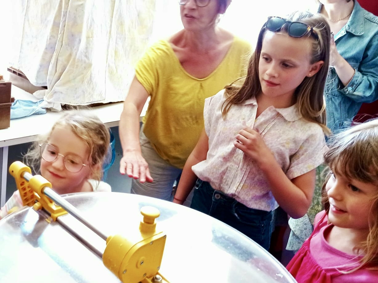 220715_Récolte miel14.jpeg