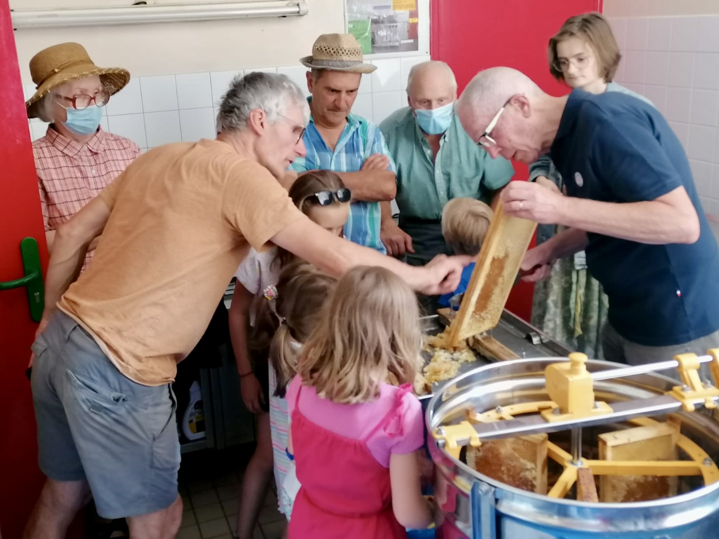 220715_Récolte miel20.jpeg