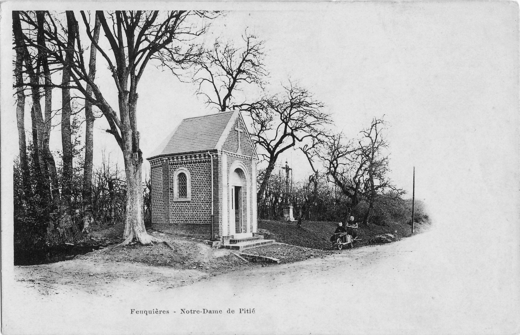 Chapelle Notre Dame de Pitié.jpg