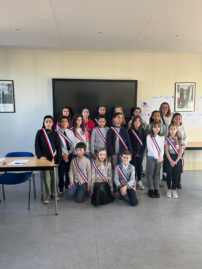 Remise echarpe CME 3.jpg