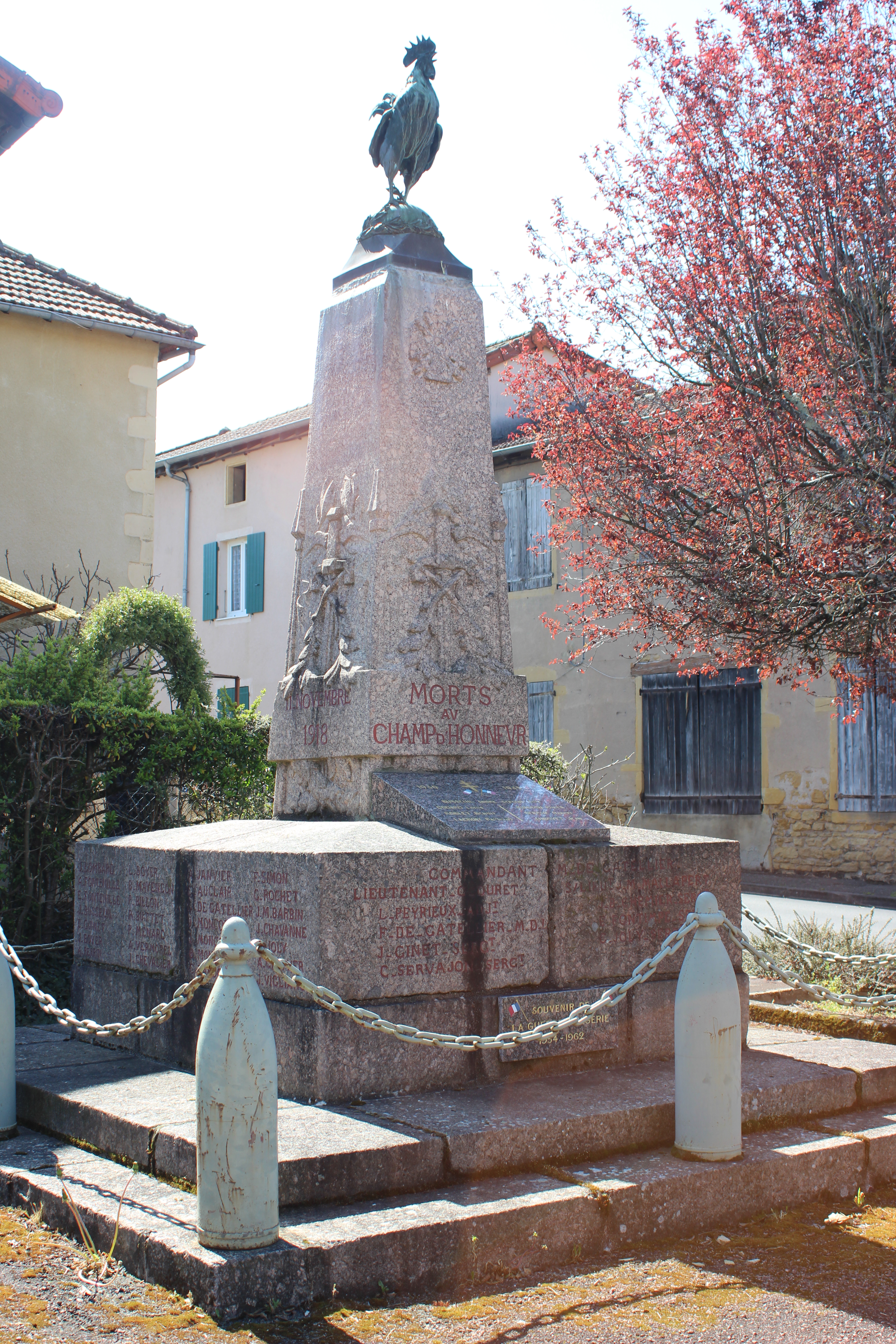 monument_aux_morts.jpg