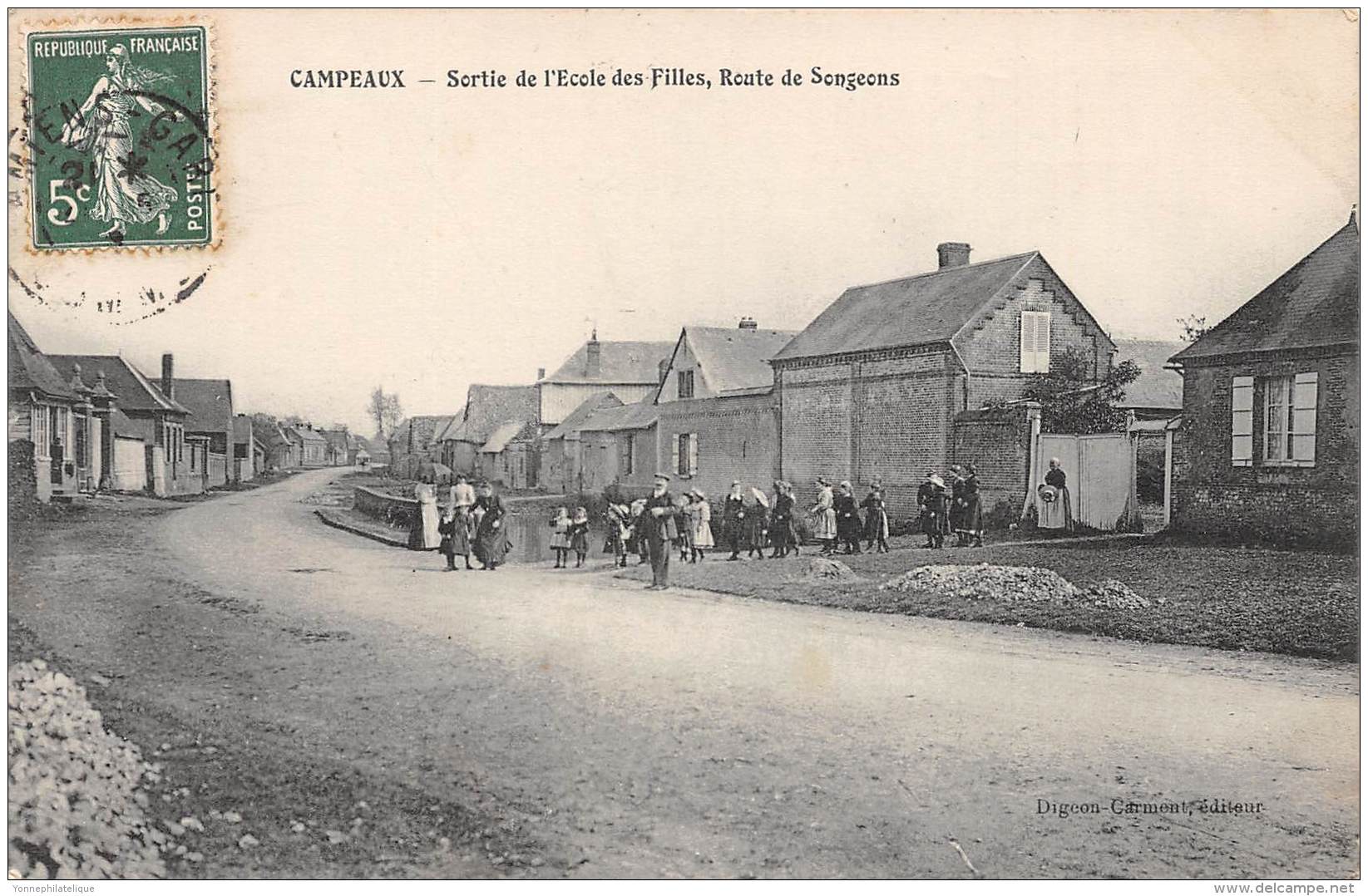 sortie de l_école.jpg