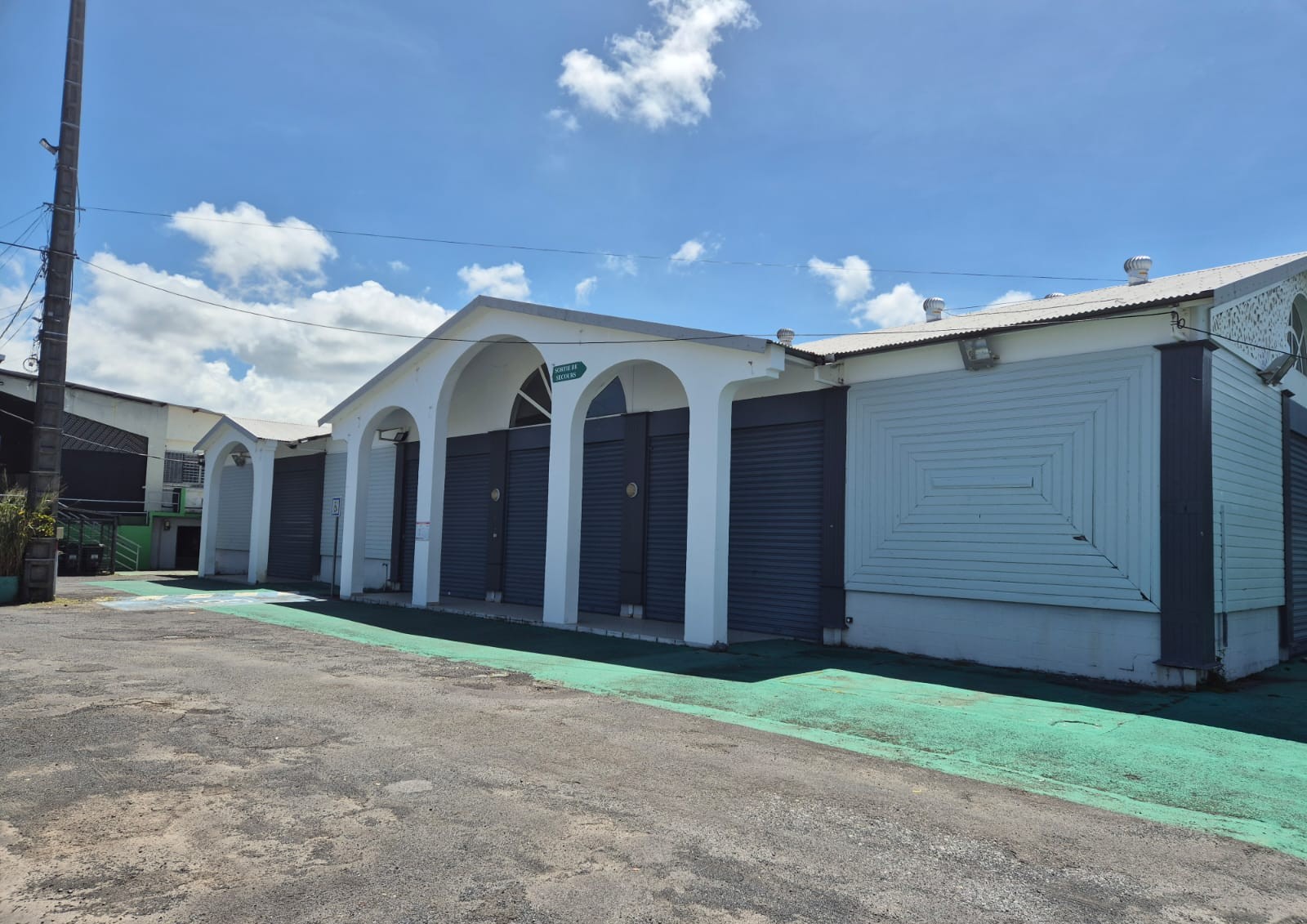 Salle polyvalente.jpeg