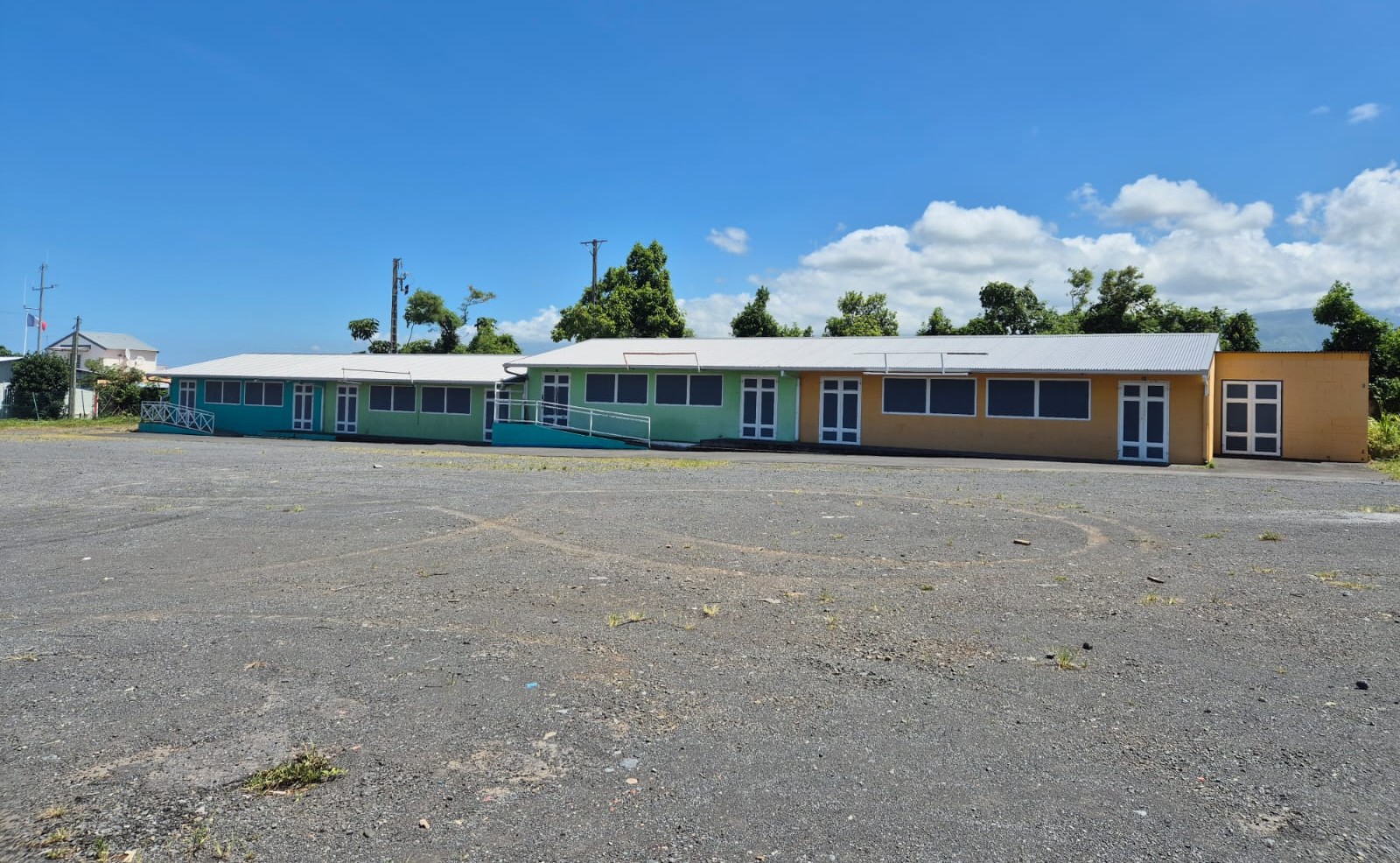 Restaurants 4-7.jpeg