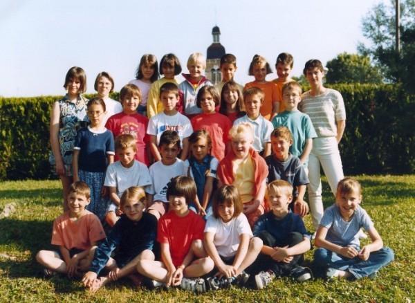 ECOLE-3-2411815817.jpg