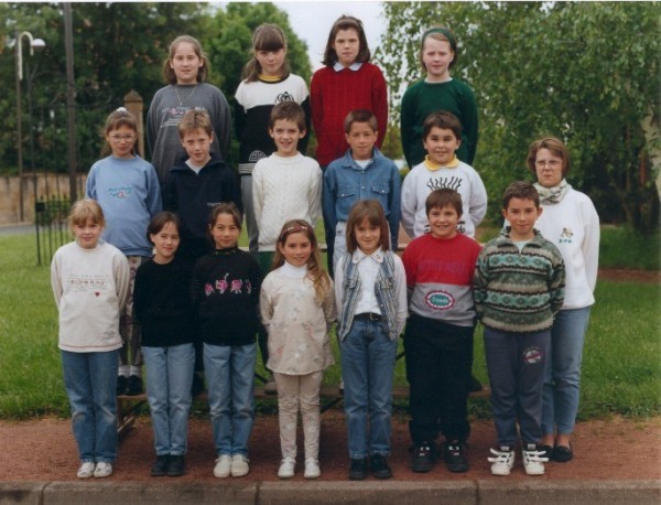 ECOLE-4-2411815819.jpg