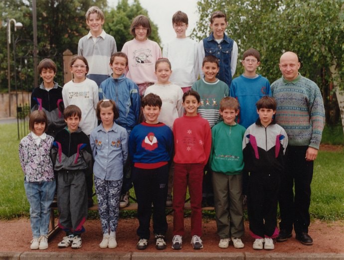 ECOLE-8-2411815825.jpg