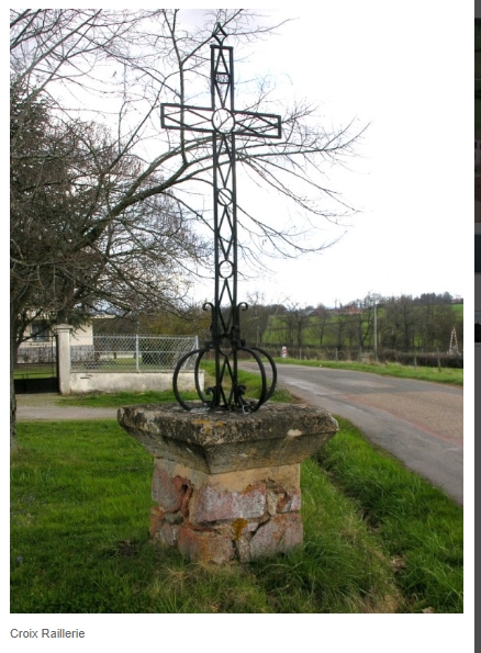 CROIX DE LA RAILLIERE.jpg
