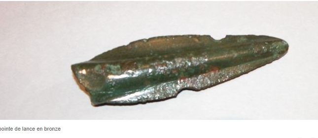 LANCE DE BRONZE.jpg