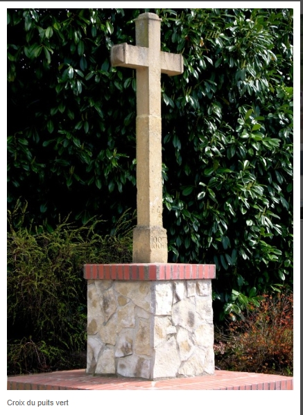 CROIX DU PUITS VERT.jpg