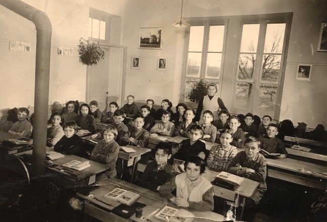 ecole-2411813784.jpg