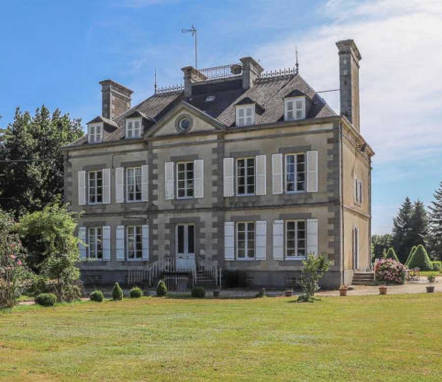 Chateau chèvreville.jpg