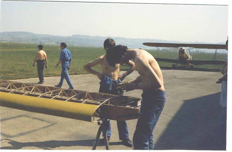 @Yak 11 Restauration Avril 1987 02.jpg