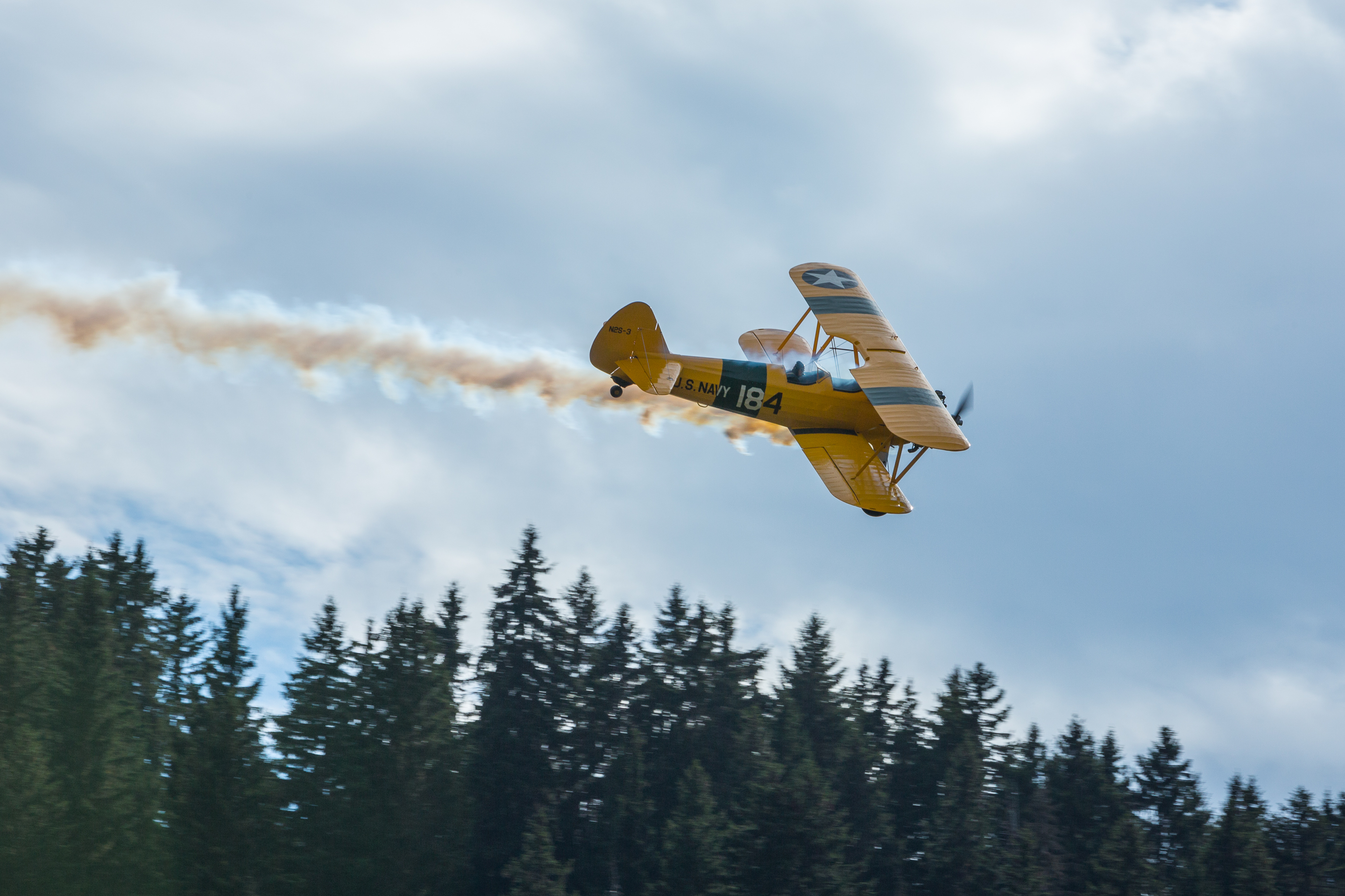 Boeing Sterman PT-18 en vol 06.jpg