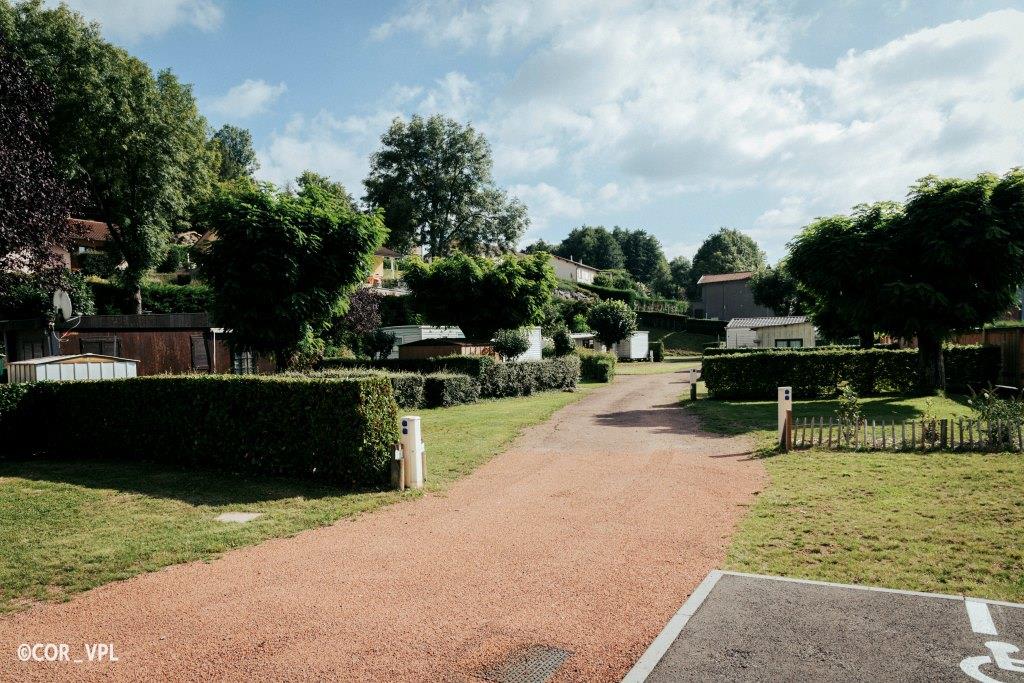 Emplacement camping - Copie.JPG