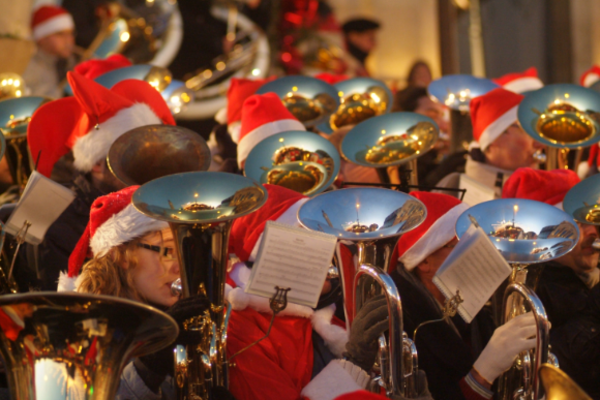 LES TUBAS DE NOEL (20/12/2025
-
20/12/2025)