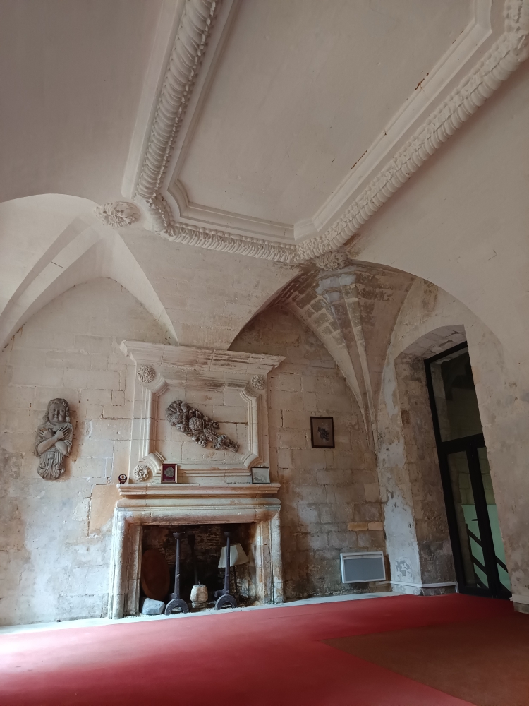 SALLE SCULPTURES .jpg