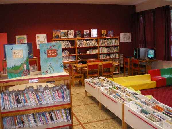 Bibliothèque école