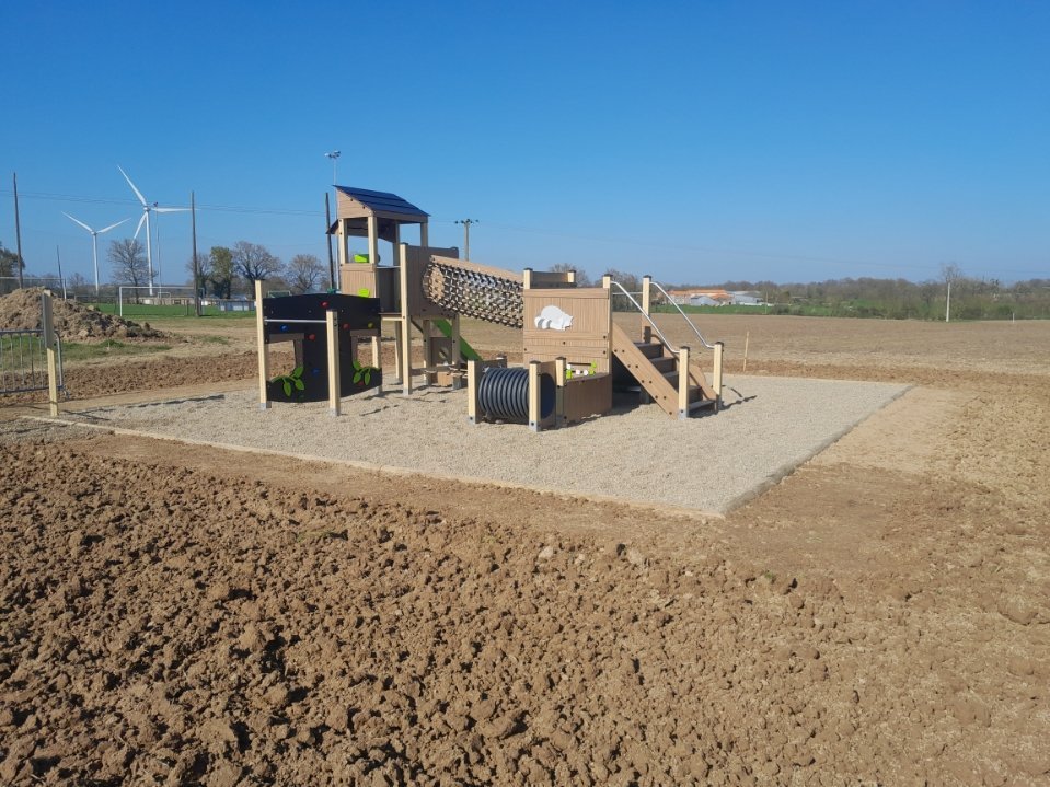 Aire de jeux.jpg