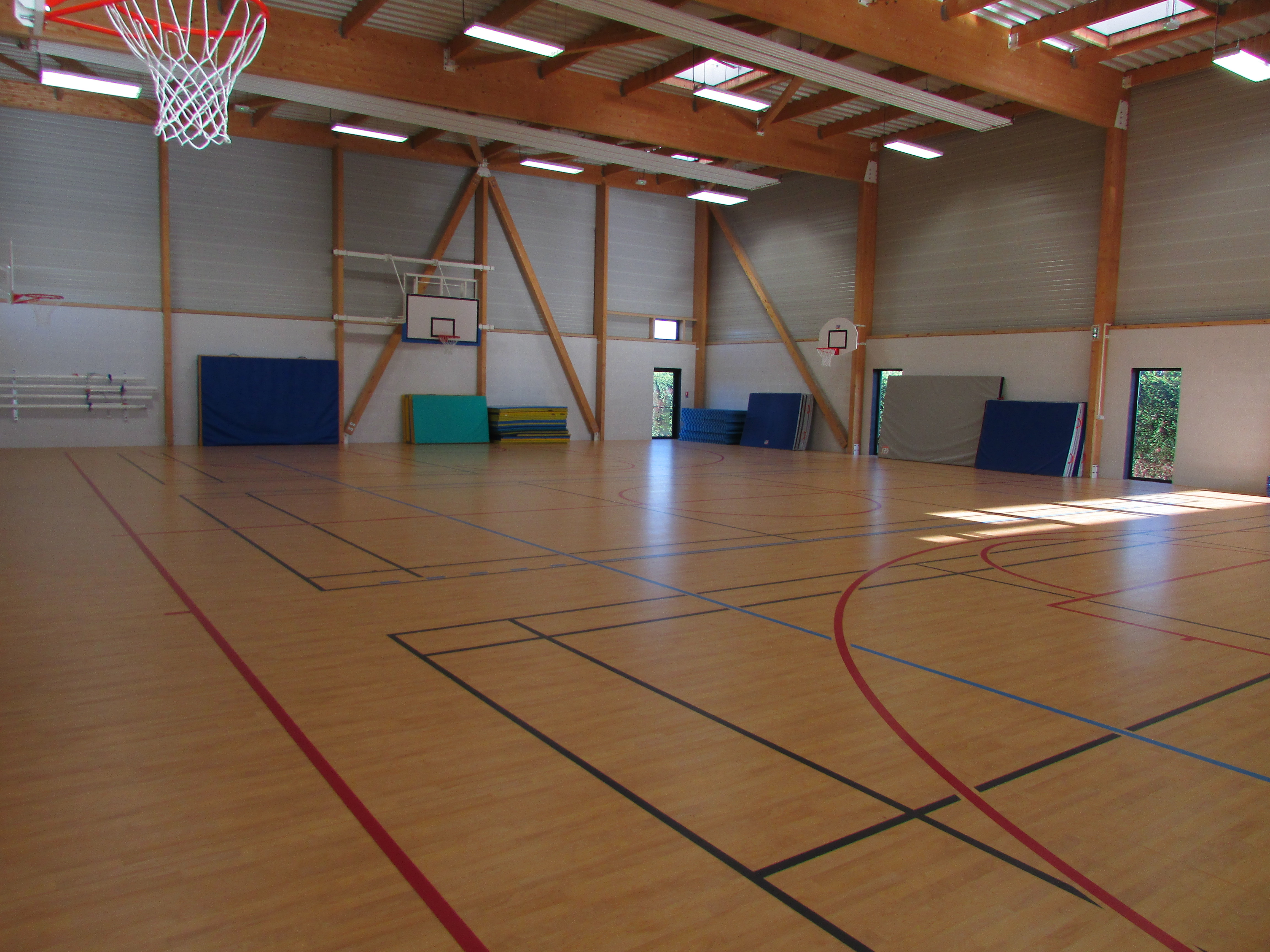 Salle de sport intérieur.png