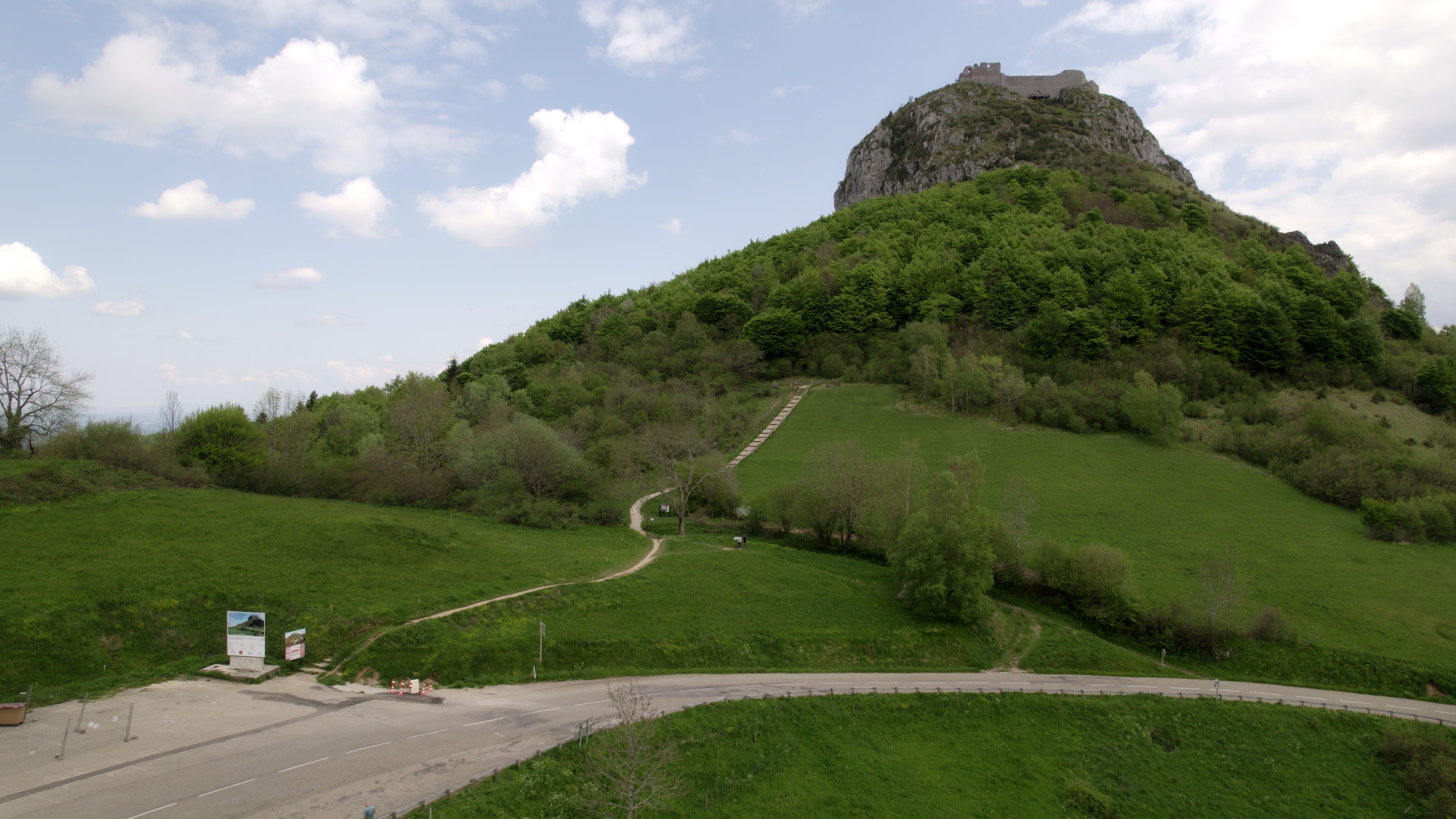 batiment pog avant_1.10.1.jpg