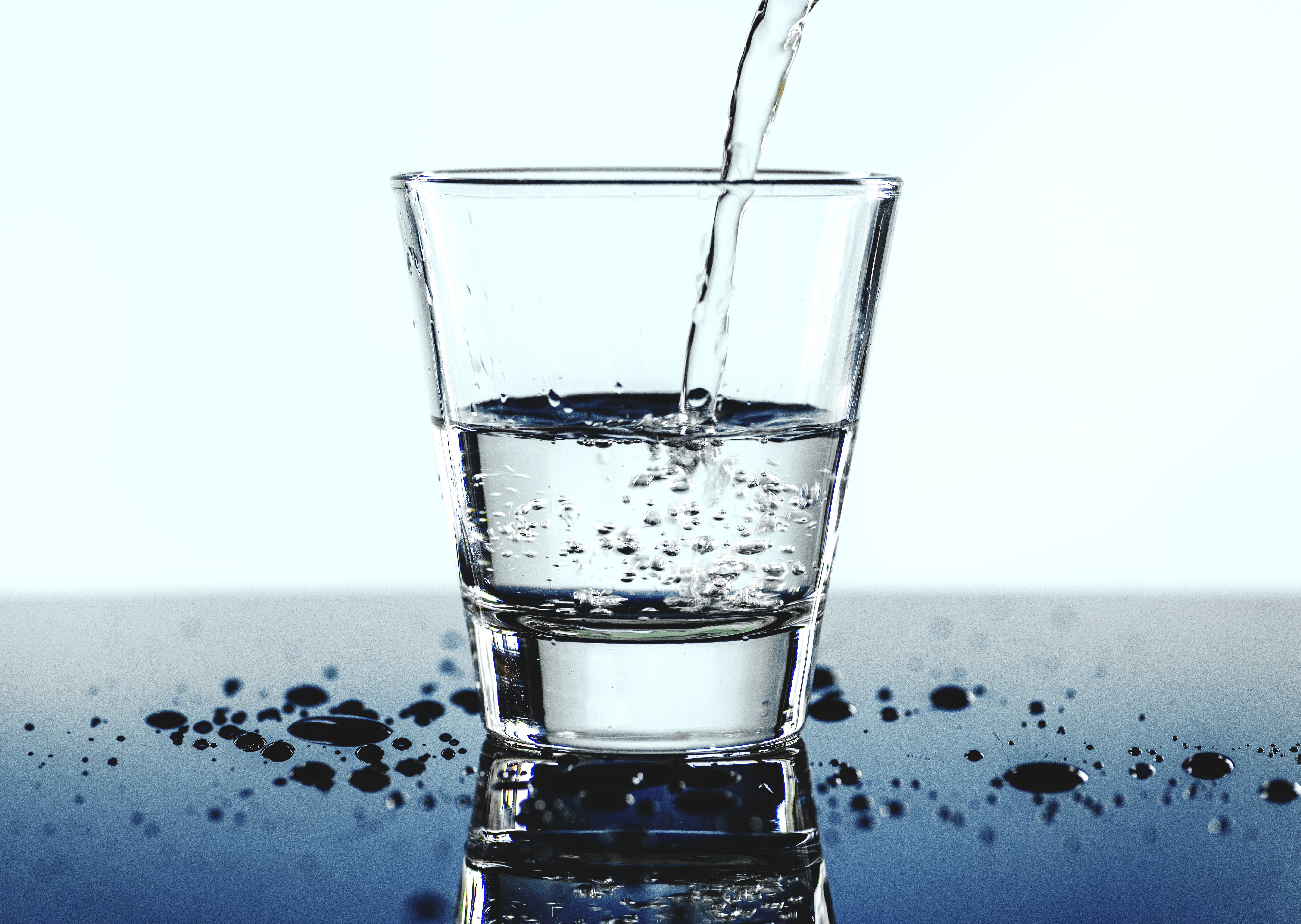 glass-of-water-macro-shot.jpg