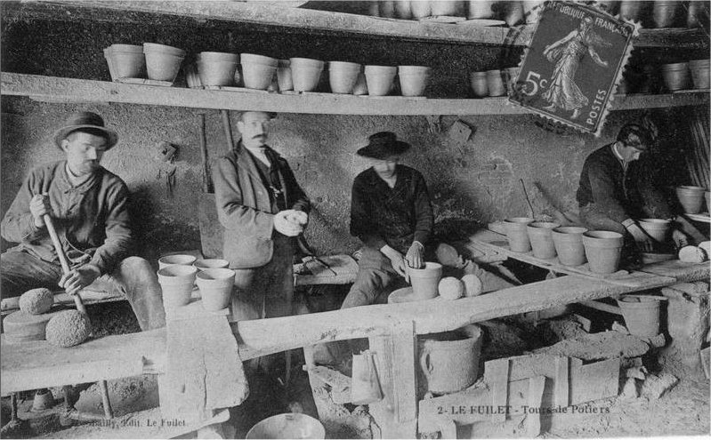 1900-1905, la poterie René VALEEE aux Recoins.jpg