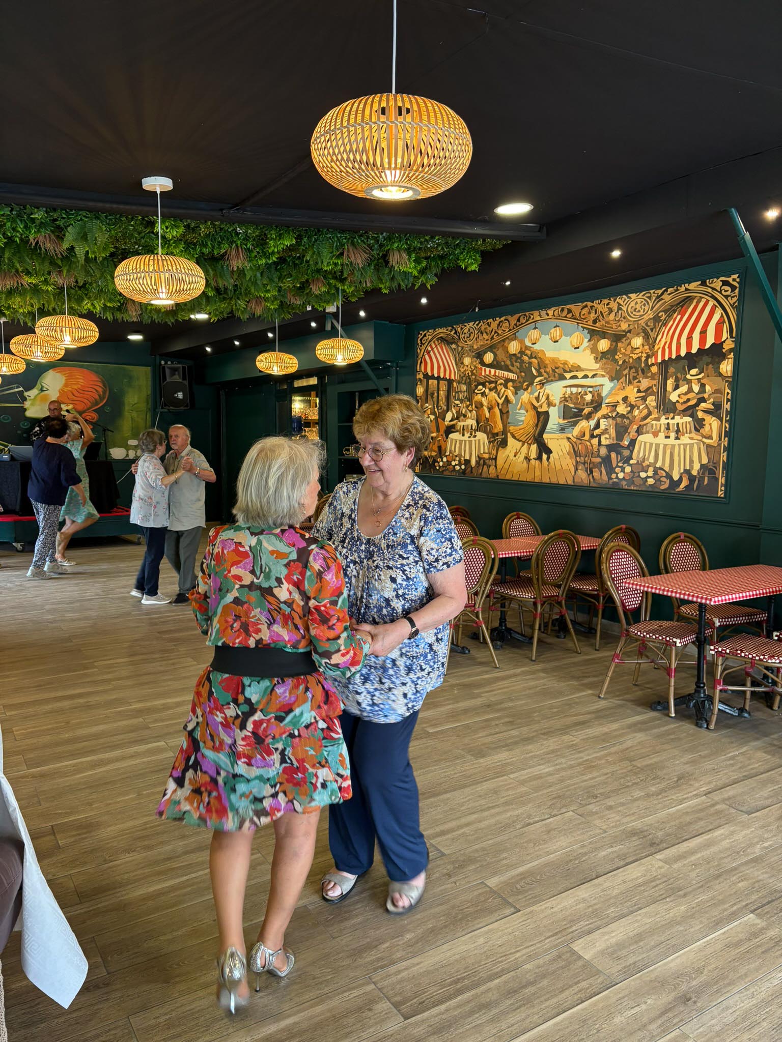 SORTIE SENIORS CHEZ FIFI-6.jpg