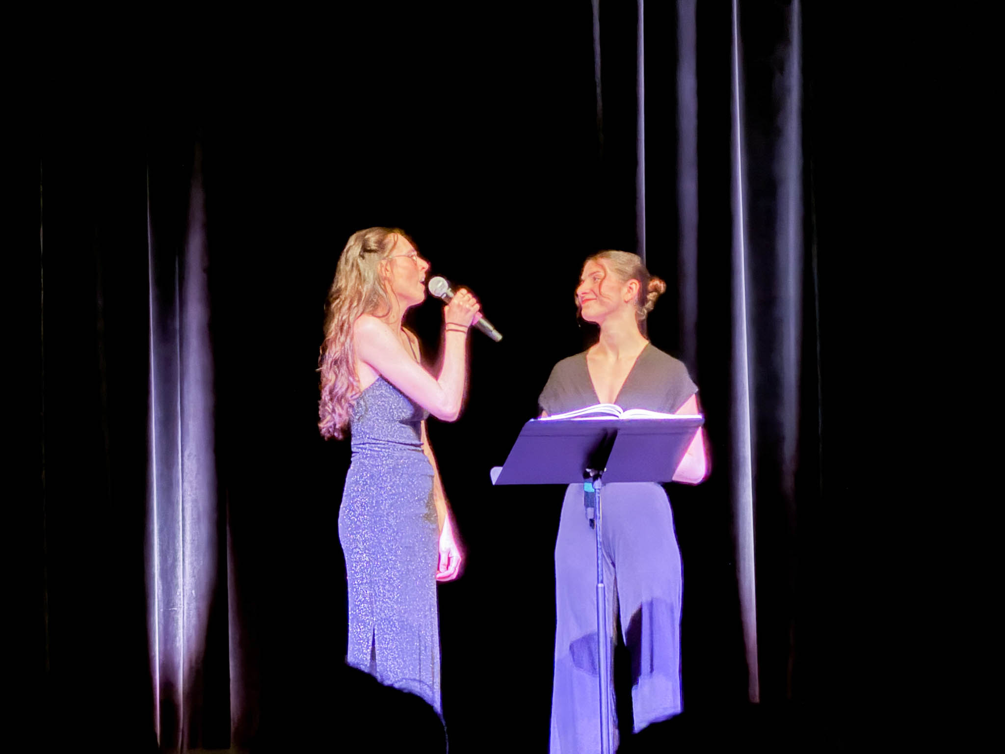 CHORALE SENIORS ET ECOLE DE MUSIQUE.jpg