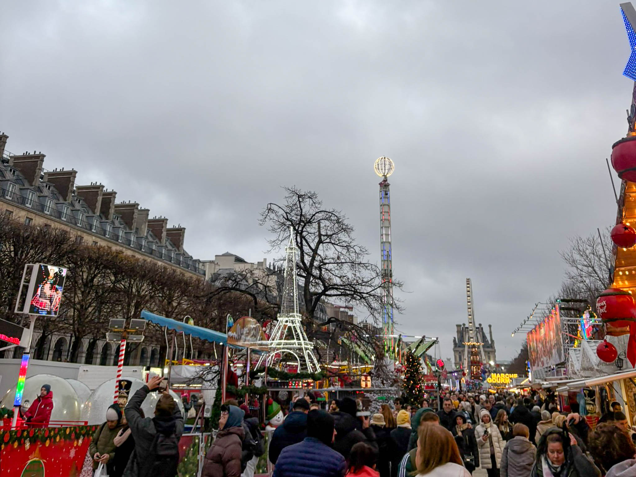 SORTIE SENIORS PARIS DEC 25-1.jpg