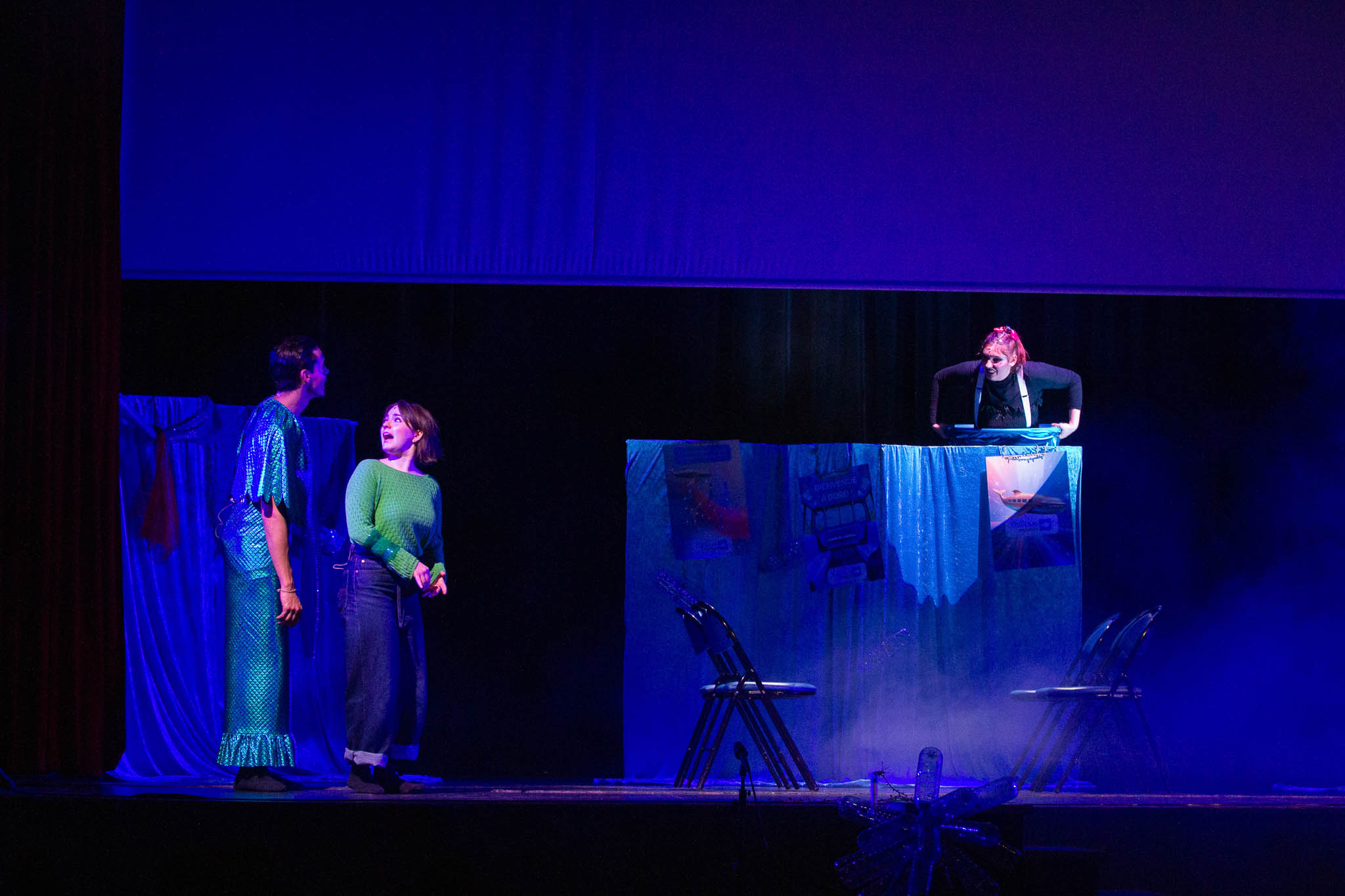 SPECTACLE POISSON FA-10.jpg