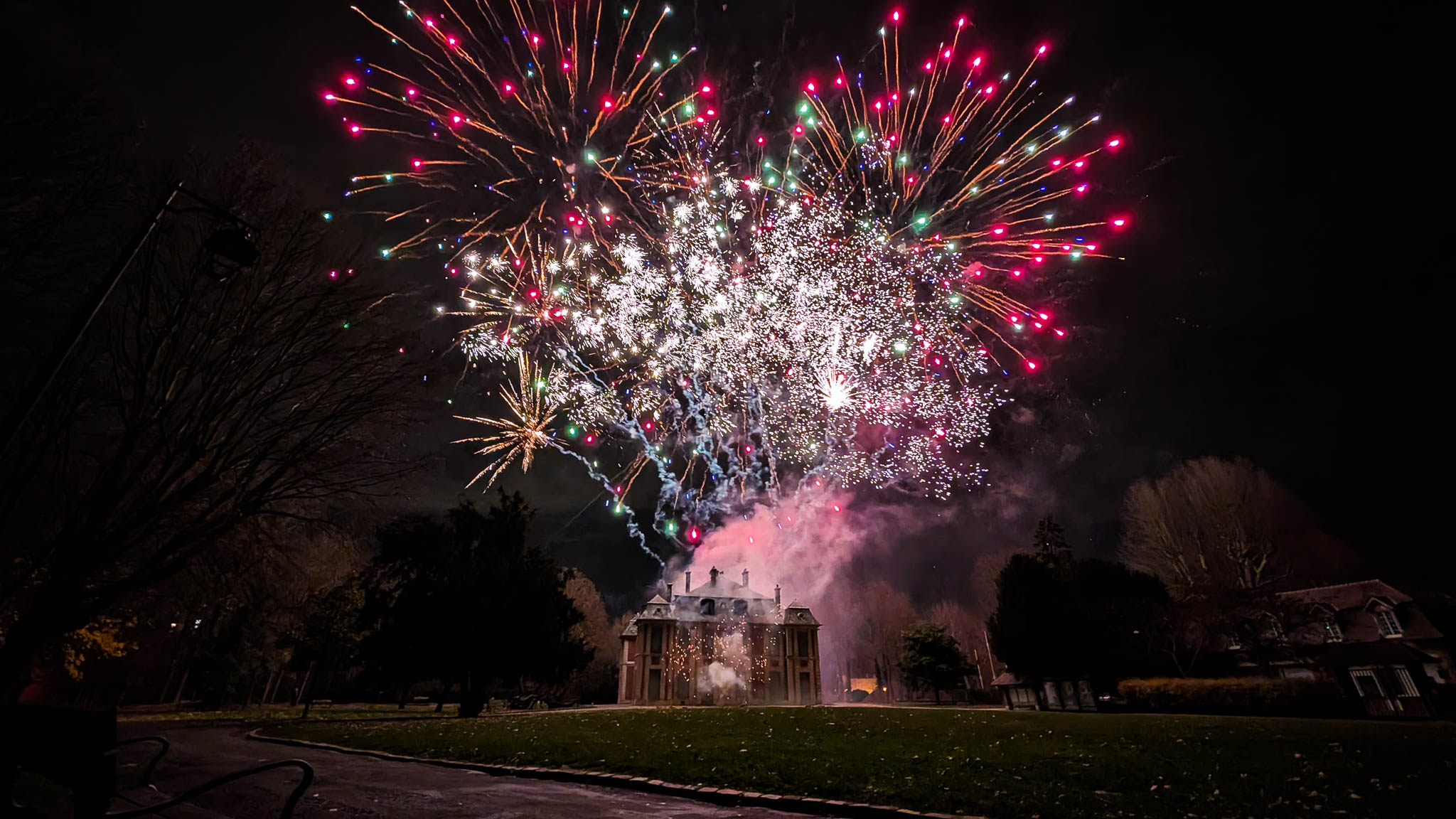 FEU D_ARTIFICE 25-1.jpg