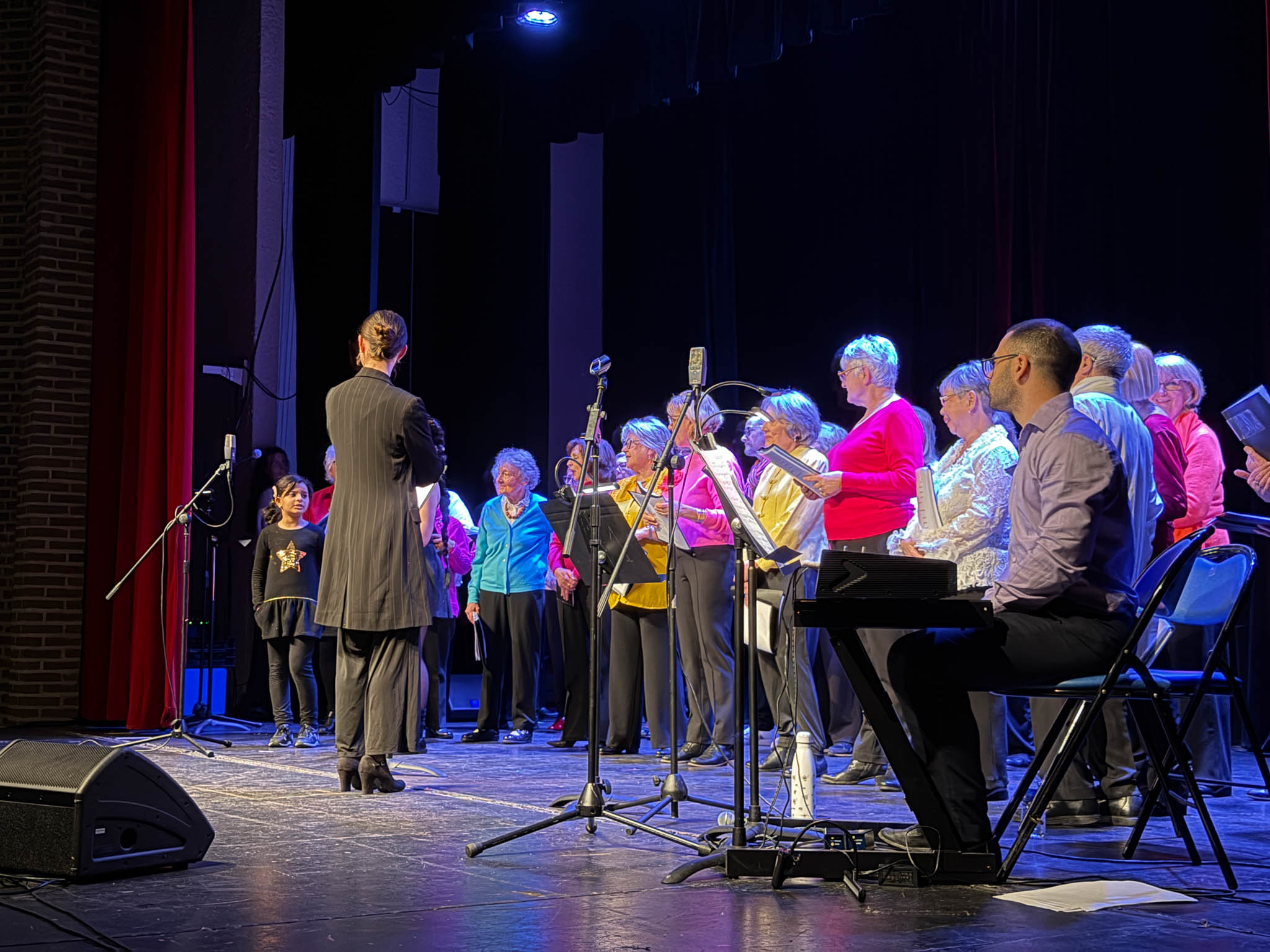 CHORALE SENIORS ET ECOLE DE MUSIQUE-8.jpg