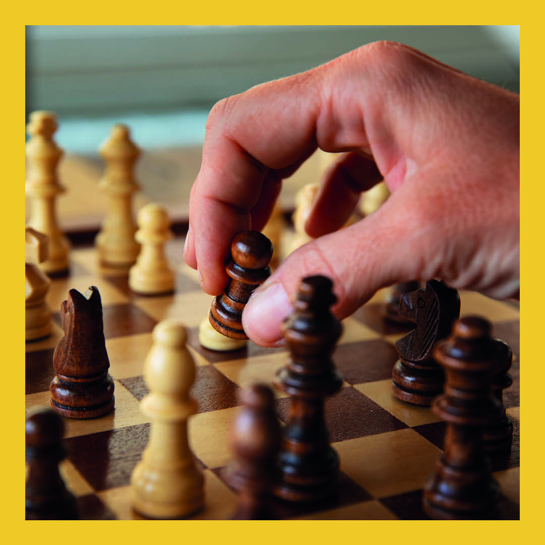 ATELIERS ECHECS À LA MPT.jpg