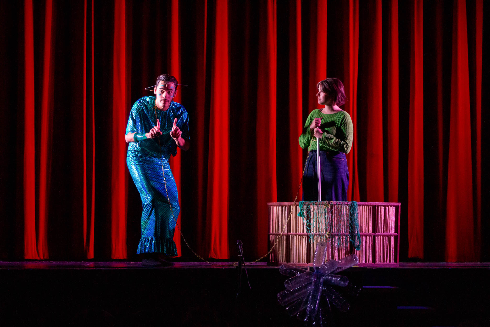 SPECTACLE POISSON FA-17.jpg