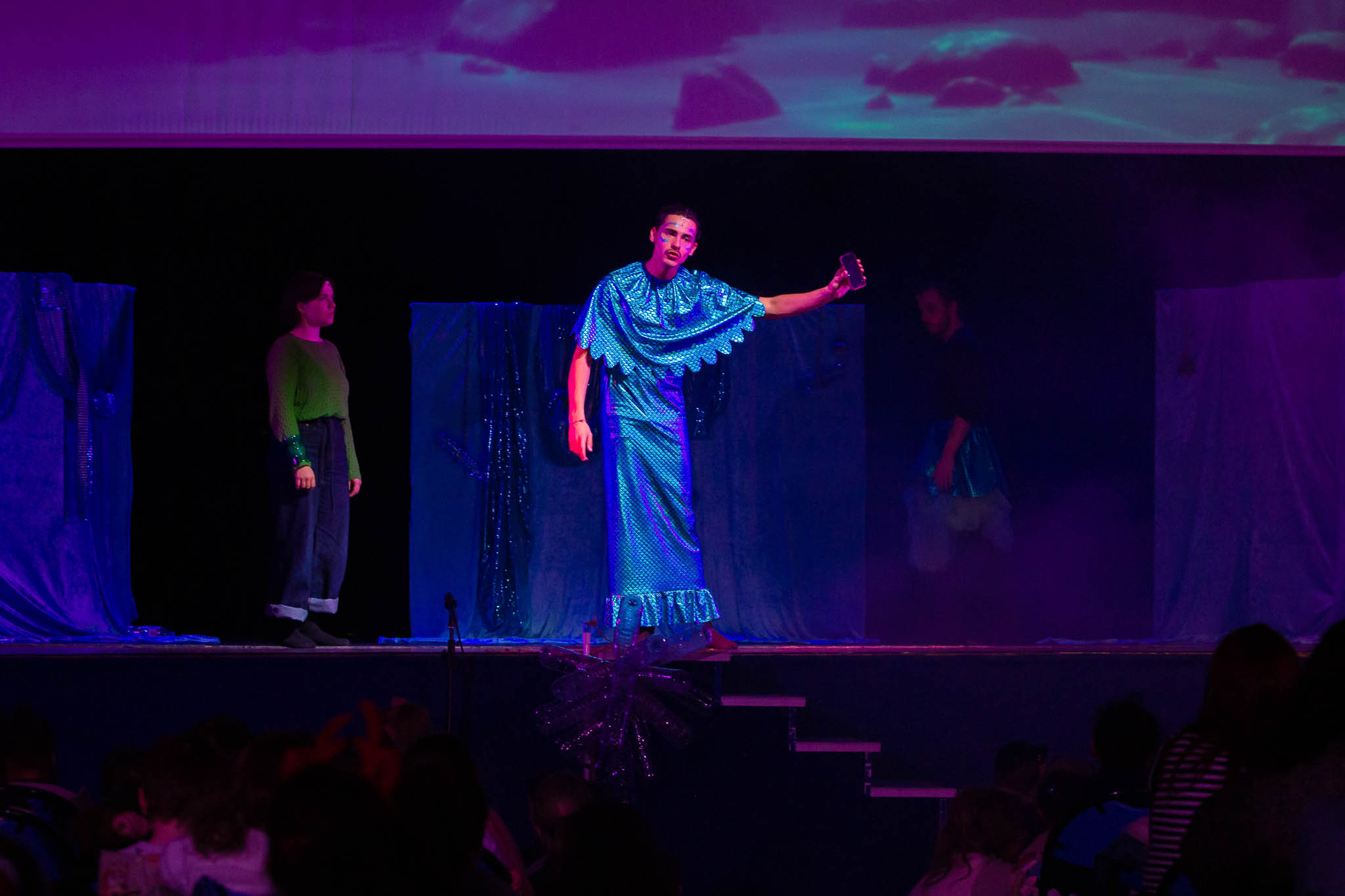 SPECTACLE POISSON FA-6.jpg