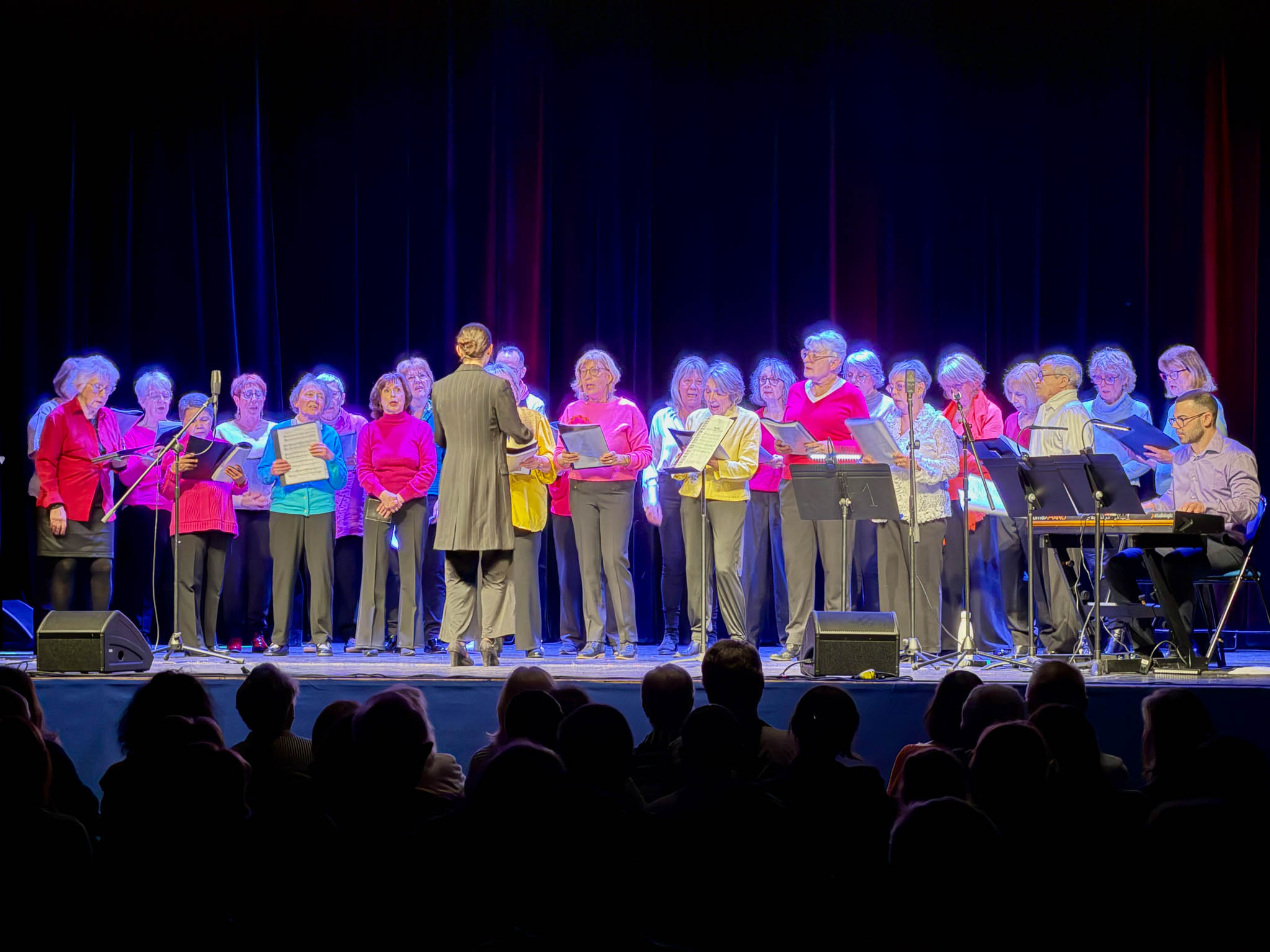 CHORALE SENIORS ET ECOLE DE MUSIQUE-7.jpg