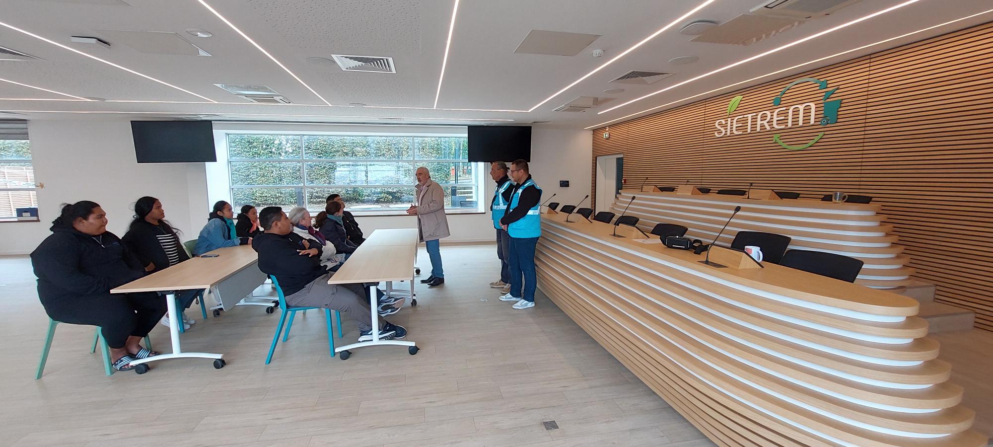 ELEVES WALLIS ET FUTUNA 8.jpg